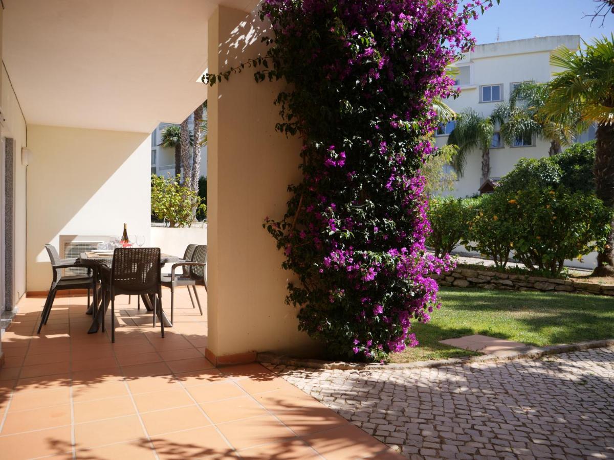 Spacious Apartment Near Porto De Mos Beach, Lagos. Buitenkant foto