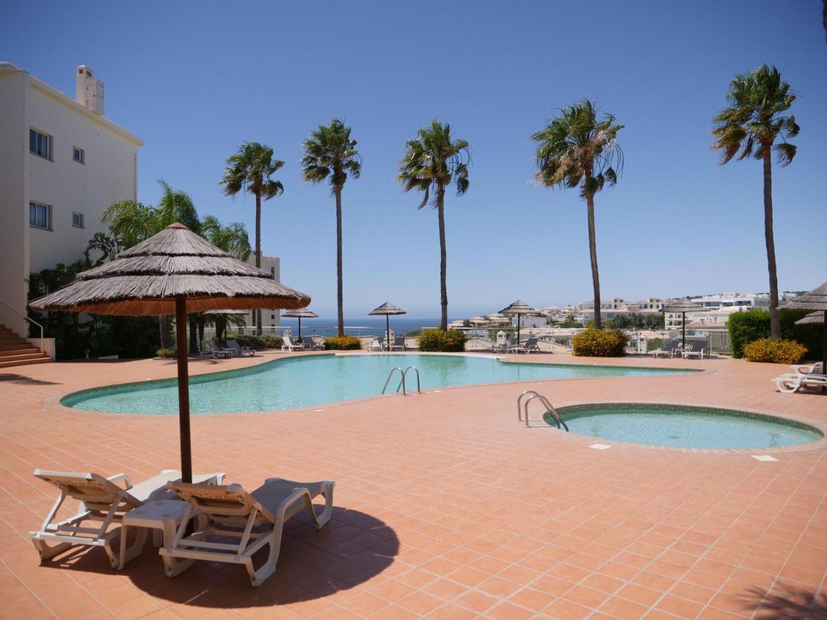 Spacious Apartment Near Porto De Mos Beach, Lagos. Buitenkant foto