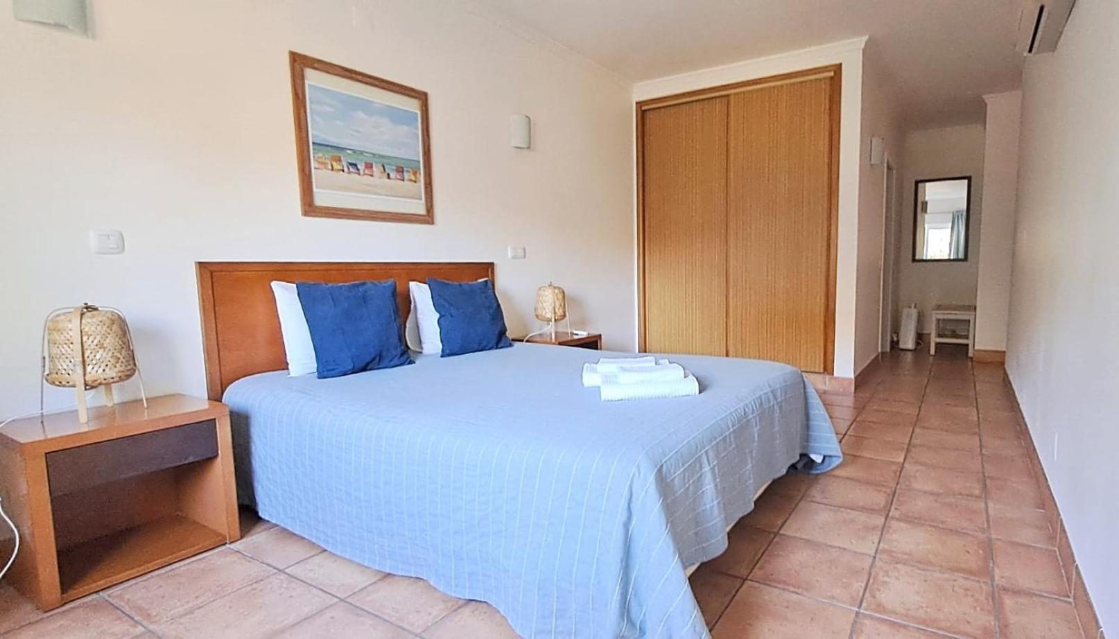Spacious Apartment Near Porto De Mos Beach, Lagos. Buitenkant foto